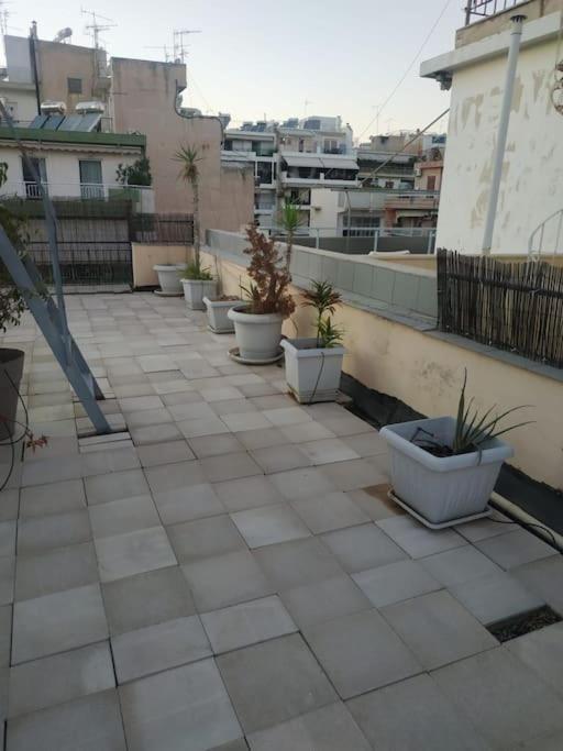 Spacious Private Rooftop Studio, Mountain And Sea View *