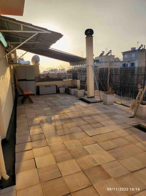 דירה Spacious Private Rooftop Studio, Mountain And Sea View